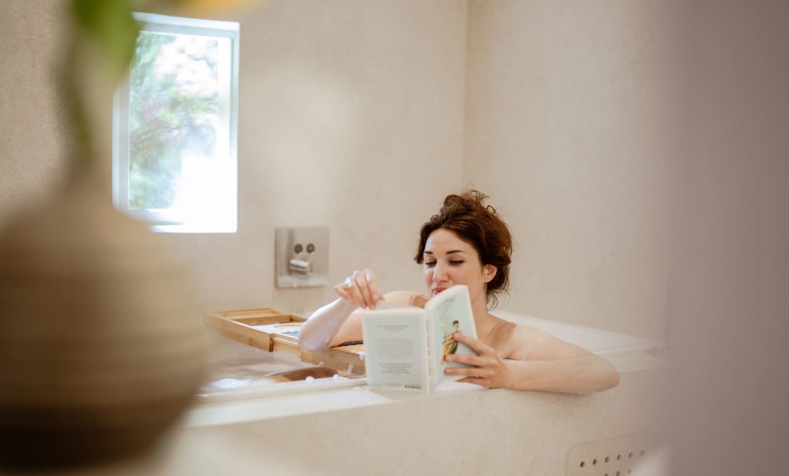 Entspannende Auszeit in der Badewanne