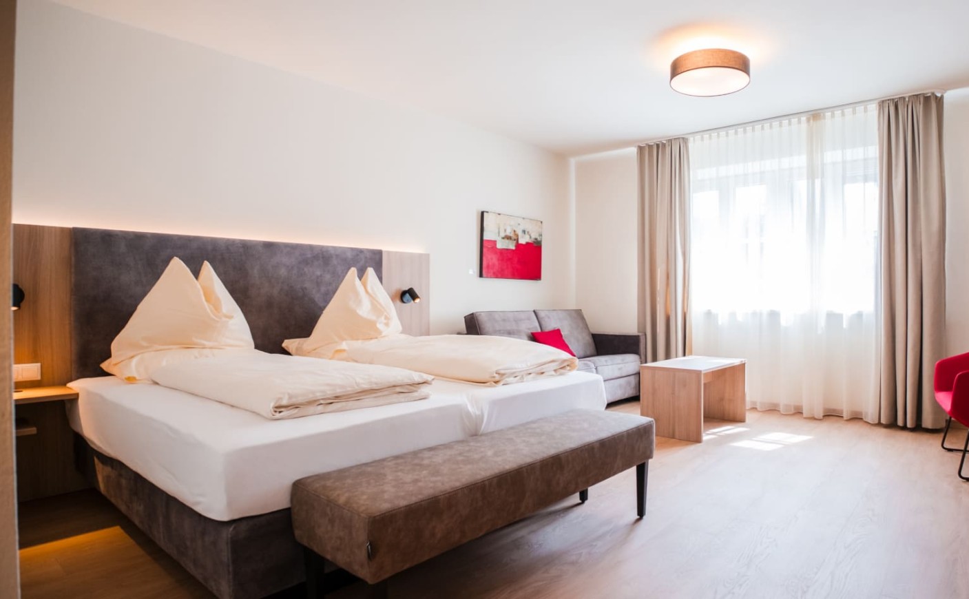 Doppelzimmer mit stilvoller Einrichtung